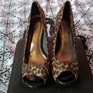 Leopard Print Peep Toe Pumps